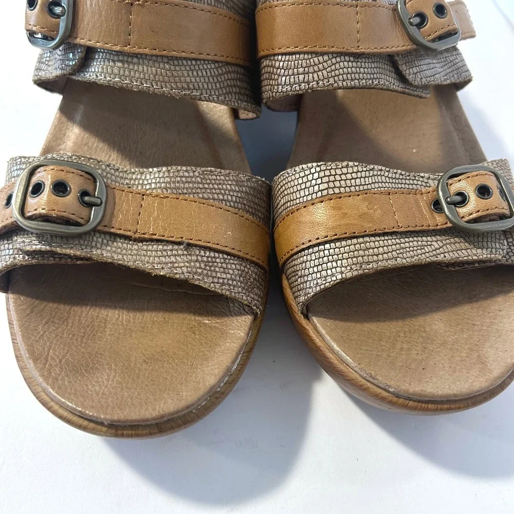 Dansko Jessie Sandals Women 40 9.5 Sand Lizard Wedge Slip On Strappy Slide Clogs